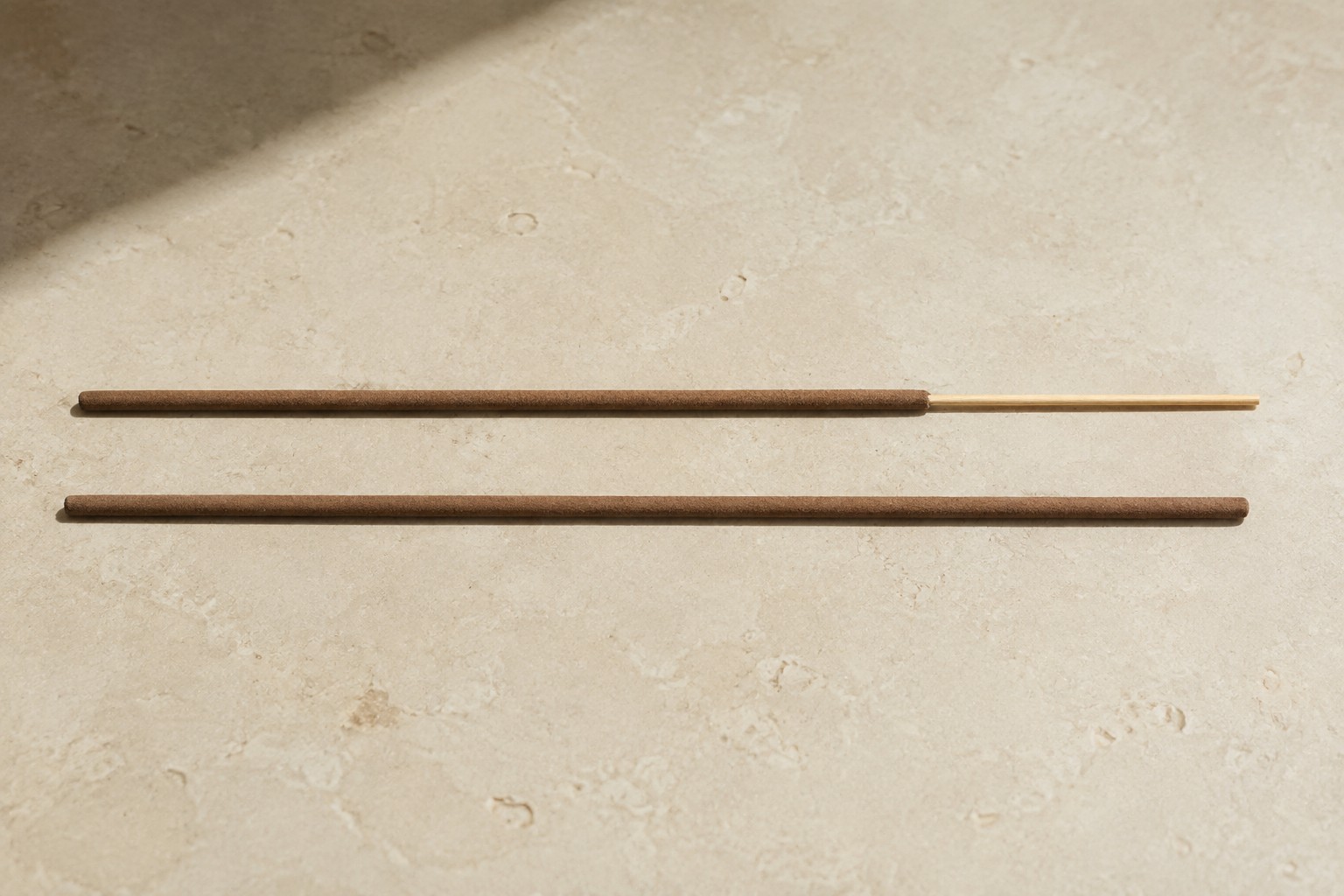 Bamboo-Core vs Coreless Incense: Which Should You Choose?